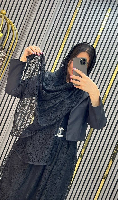 سه تیکه کت و دامن و شال زنانه مجلسی مازراتی و گیپور دانتل