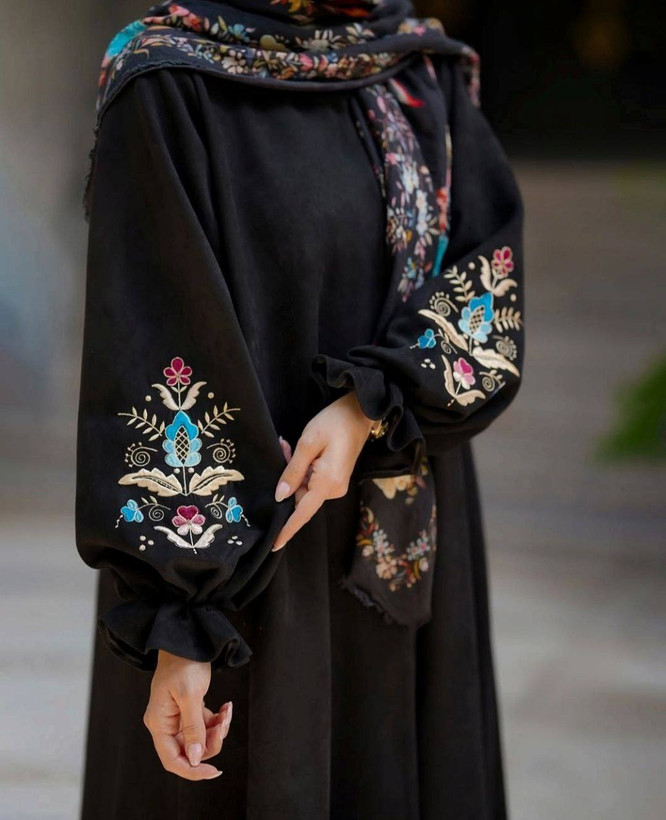 مانتو زنانه مجلسی کرپ مازراتی توییست