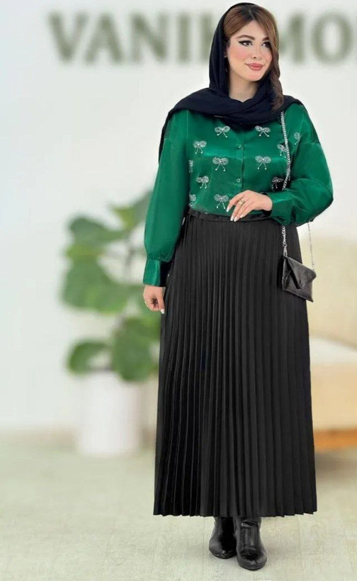 شومیز زنانه یلدایی ساتن خرج کار نگین کاری