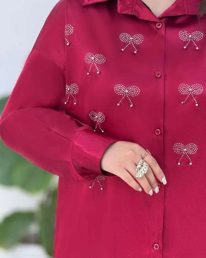 شومیز زنانه یلدایی ساتن خرج کار نگین کاری