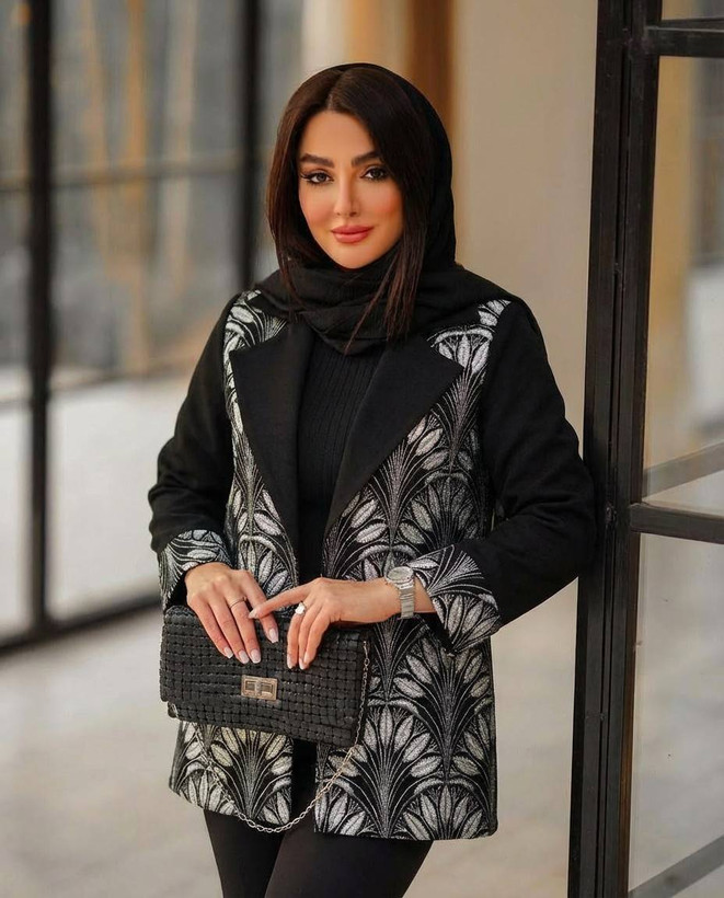 مانتو زنانه عیدانه کرپ ژاکارد کش خرجکار تافته